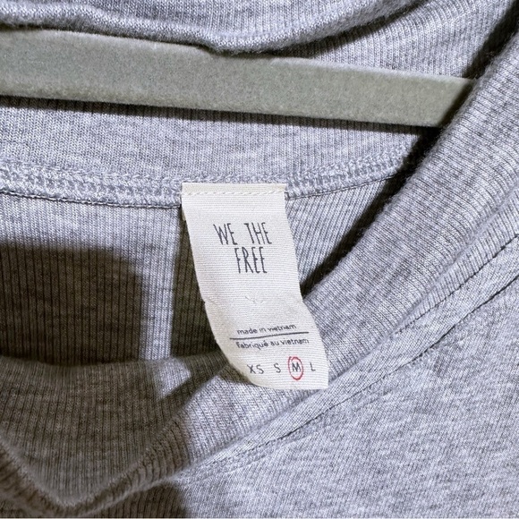 FREE PEOPLE Grapevine Tunic Split Side Long Sleeve Ribbed Knit Top Grey Size M - Picture 2 of 15